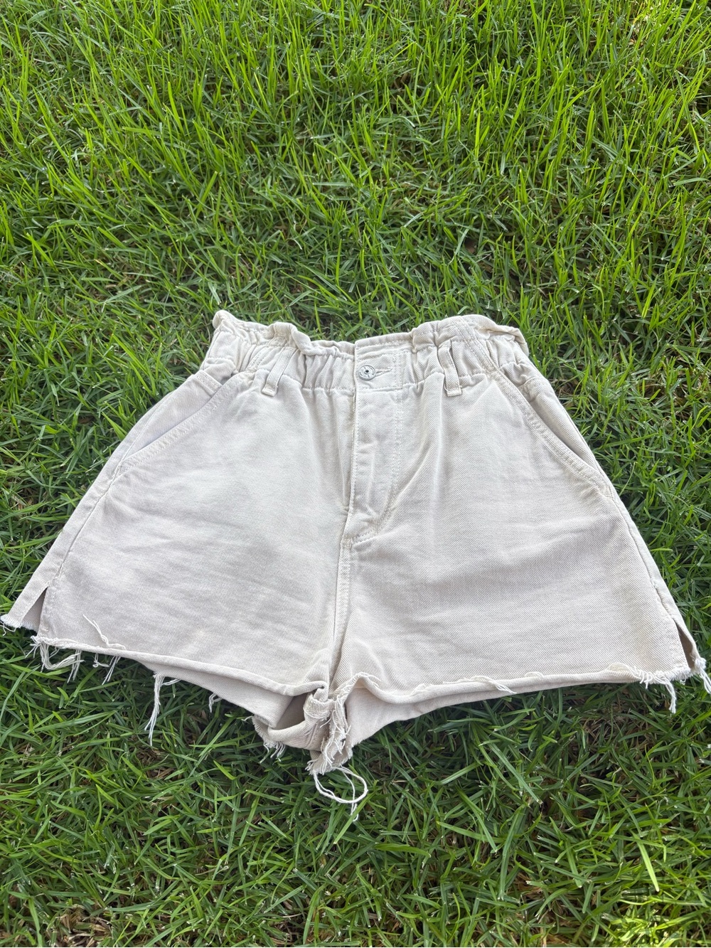 Zara Cream High-Waist Paperbag Shorts with Frayed Hem